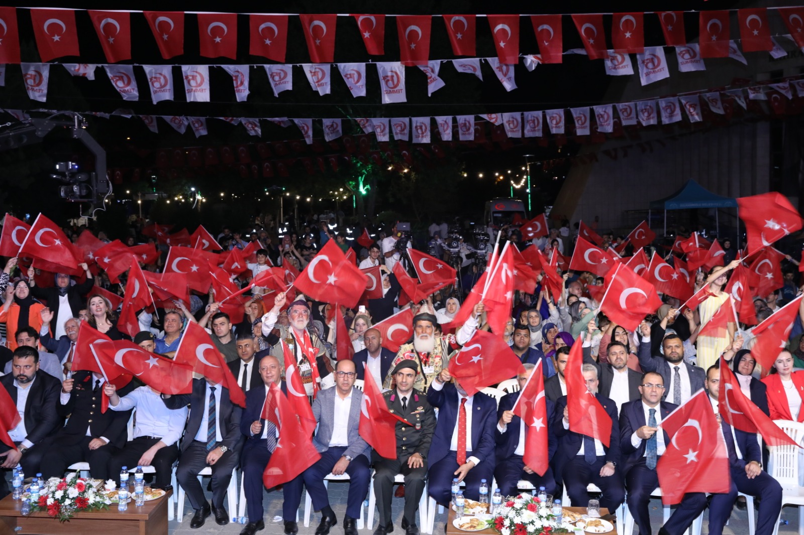 Rektör Vekili Prof. Dr. Orhan Doğan, Şehir Protokolü ile Birlikte 15 Temmuz Demokrasi ve Milli Birlik Günü Etkinliklerine Katıldı