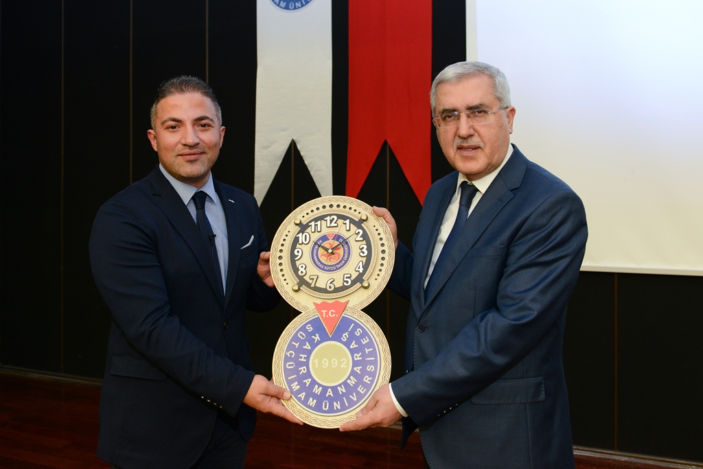 Doç. Dr. İbrahim Sayın KSÜ’de “İnsan Nasıl Uçar? Başarıya Giden Yol” Konulu Konferans Verdi