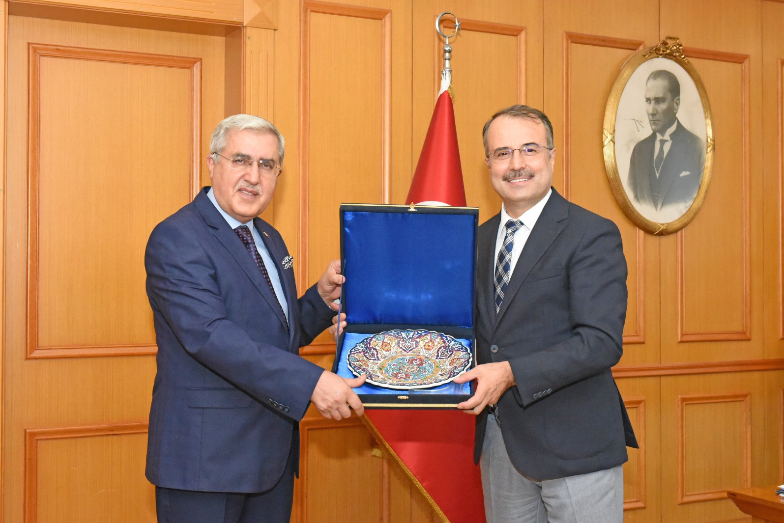 Üniversitemiz Rektörü Prof. Dr. Niyazi Can’ın, MÜ Rektörü Kurt’u Ziyaretinde Başlayacak Olan Yüz Yüze Eğitim-Öğretim Döneminin Meseleleri Görüşüldü