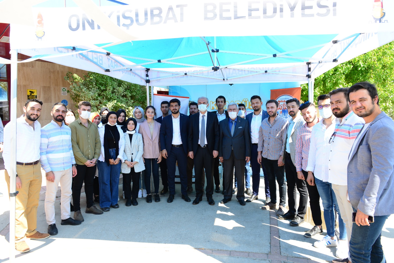 Üniversitemiz Rektörü Can, Dulkadiroğlu Belediye Başkanı Okay İle Birlikte Öğrencilere Yönelik Tanıtım Stantlarını Gezdi