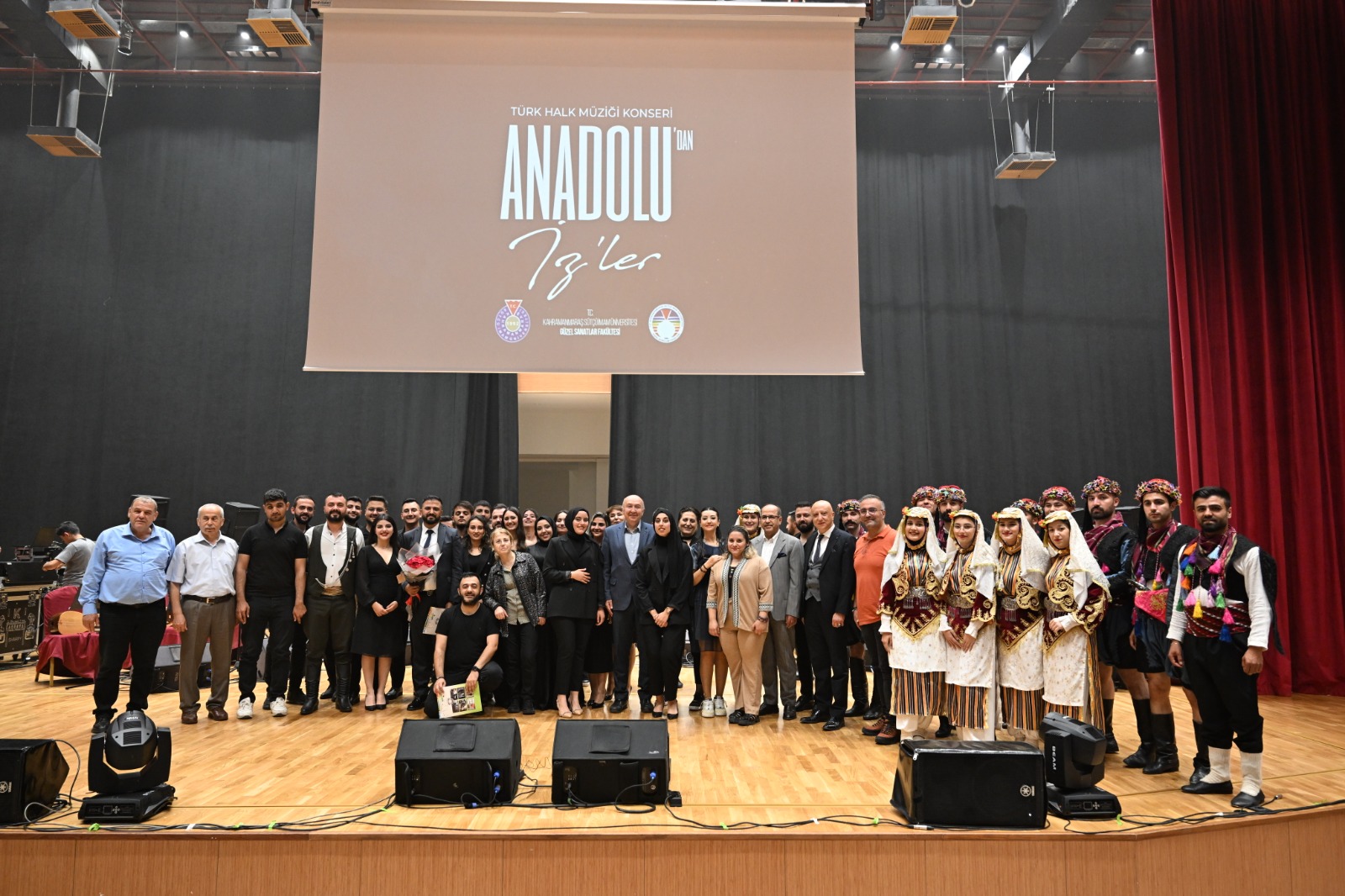 Anadolu’dan İzler Türk Halk Müziği Konseri Büyük Beğeni Topladı