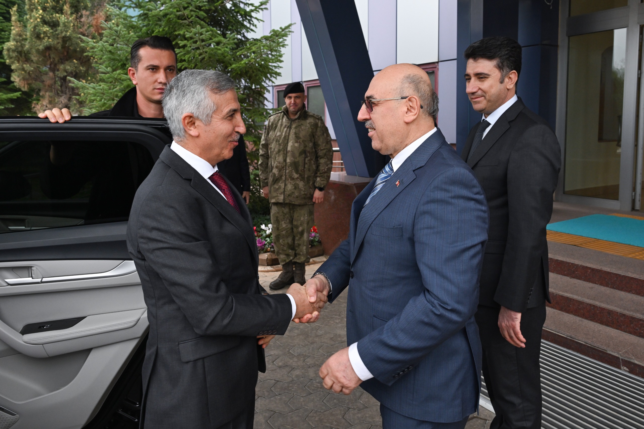 Kahramanmaraş İl Protokolünden KSÜ Rektörü Prof. Dr. Mahmut Ak’a Hayırlı Olsun Ziyareti